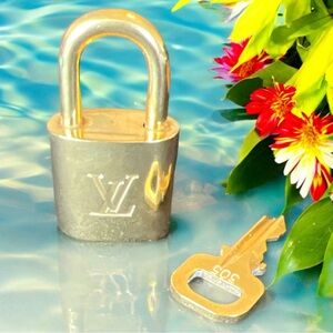 Louis Vuitton Brass Lock & Key #305. A44